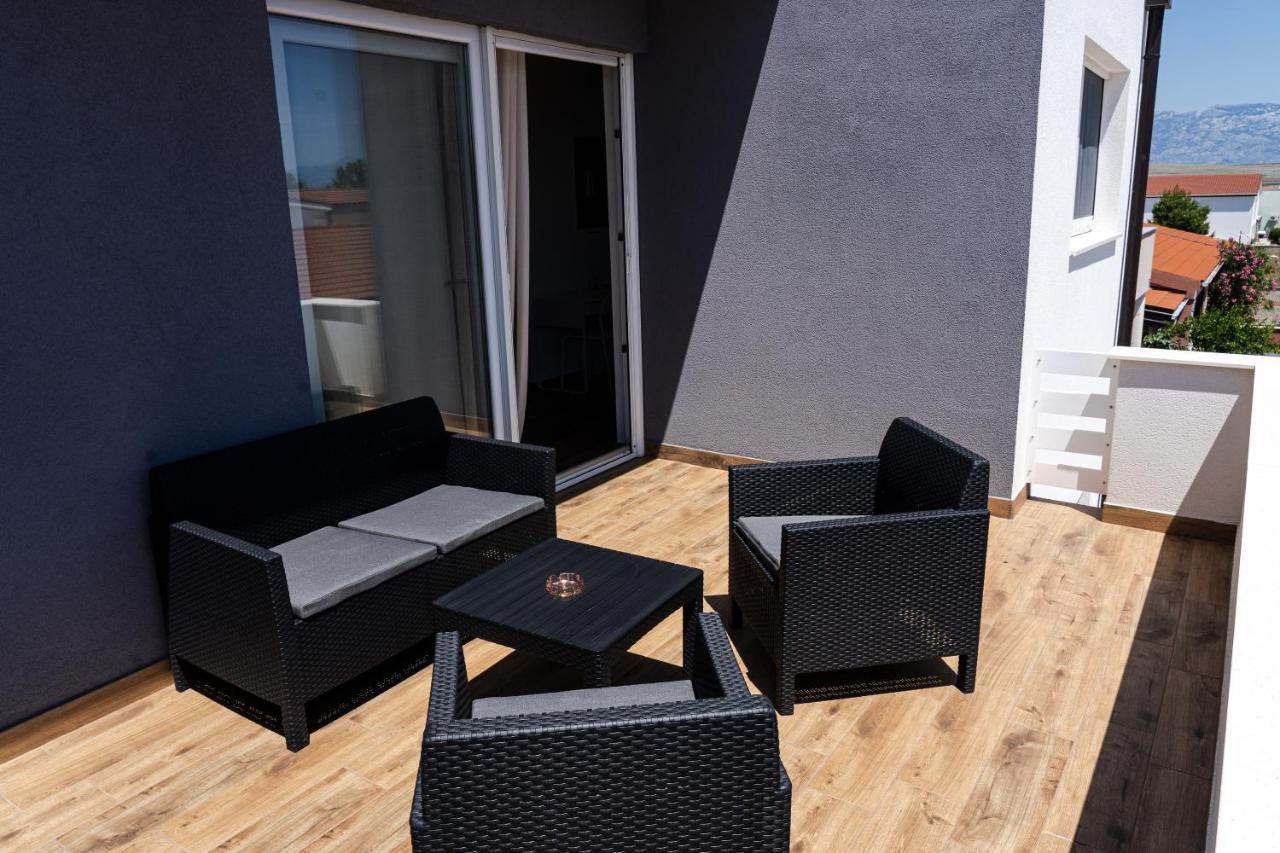 Station 22 - Brand New Apartment With A Terrace And Private Parking Vir Zewnętrze zdjęcie