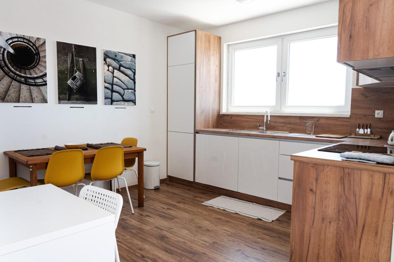Station 22 - Brand New Apartment With A Terrace And Private Parking Vir Zewnętrze zdjęcie
